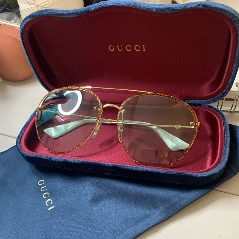 GUCCI AVIATOR SUNGLASSES